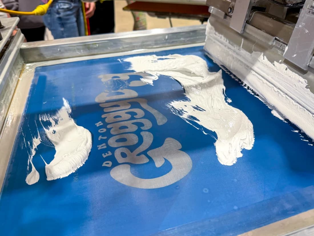 Groggy Dog screen on press, white ink